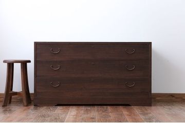 アンティーク家具　アンティーク　古い桐材の3杯衣装箪笥(桐箪笥、桐たんす)
