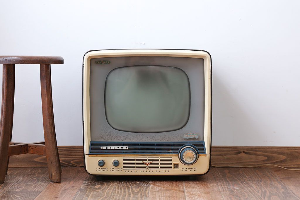 昭和レトロ　古いオンキョー(ONKYO)真空管テレビ(ジャンク品)