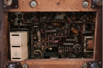 昭和レトロ　古いオンキョー(ONKYO)真空管テレビ(ジャンク品)