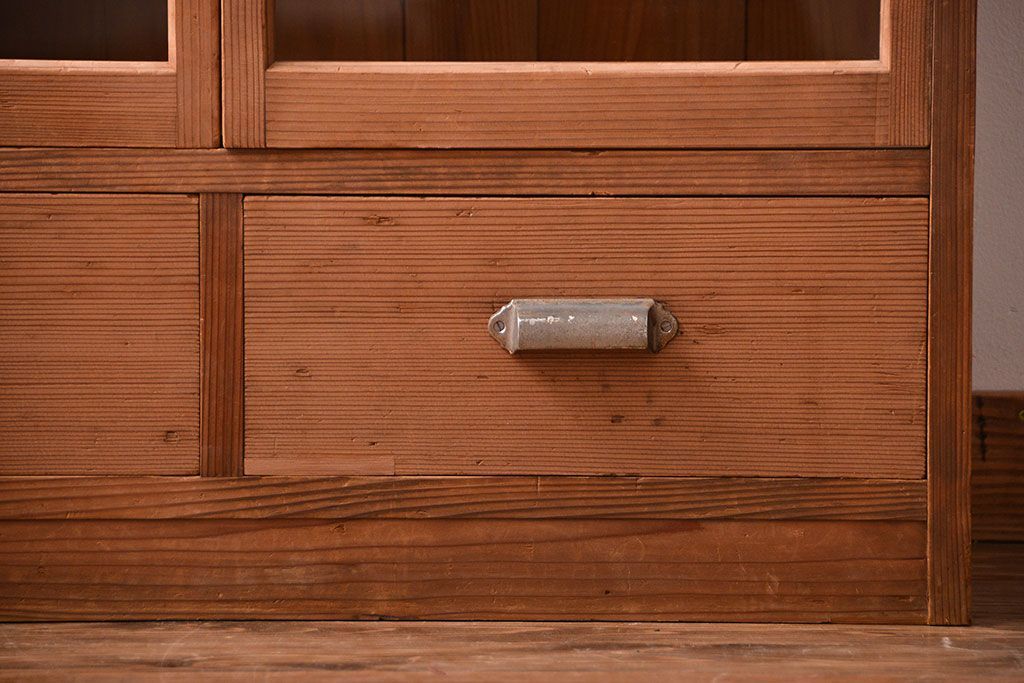 アンティーク家具　和製アンティーク　引き出し2杯付き!古い木製の収納棚