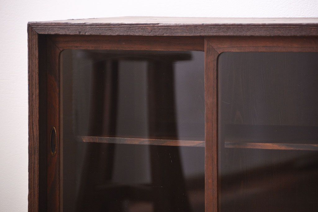 アンティーク家具　アンティーク　おしゃれな鉄脚付き!古い木製のテレビボード