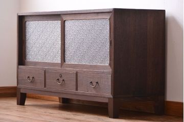 アンティーク家具　和製アンティーク　ダイヤガラス入り!古い木製のローボード