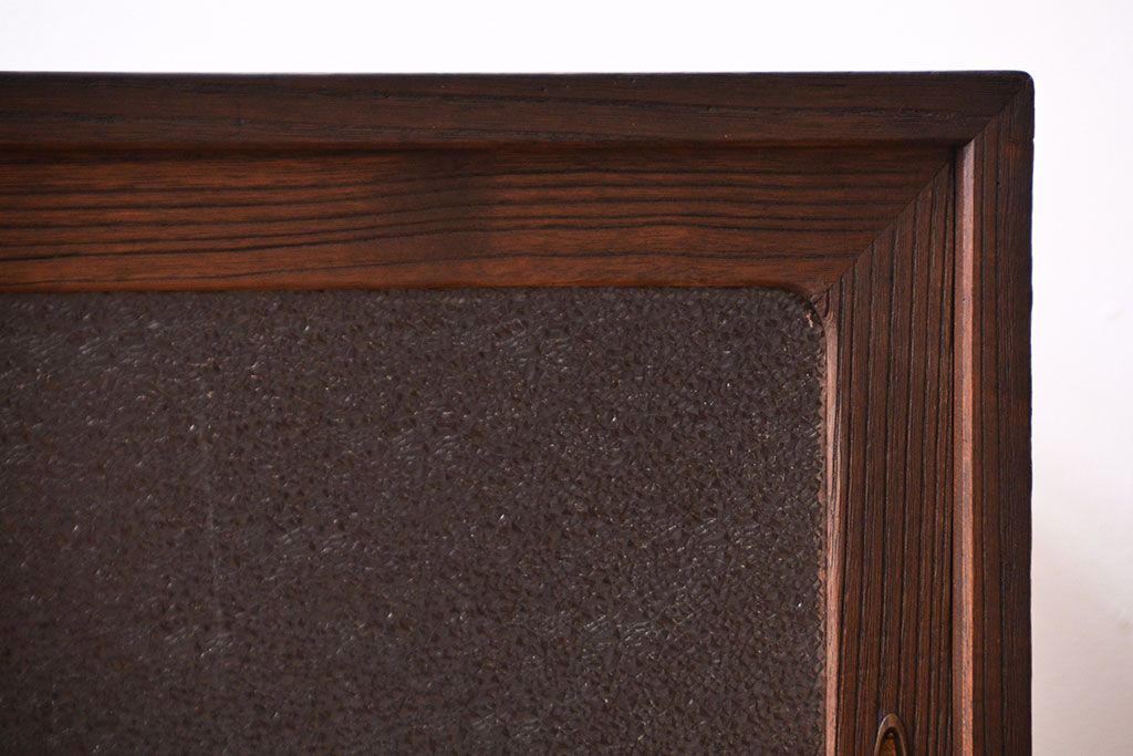 アンティーク家具　和製アンティーク　ダイヤガラス入り!古い木製のローボード