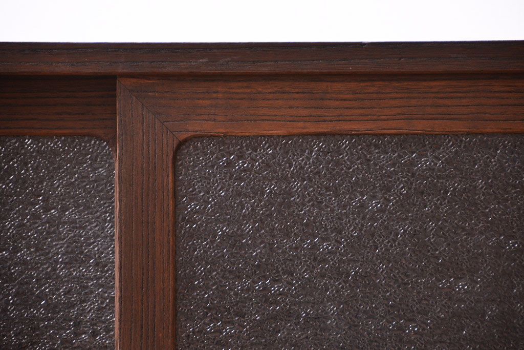 アンティーク家具　和製アンティーク　ダイヤガラス入り!古い木製のローボード