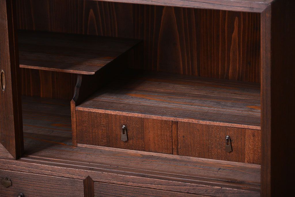 アンティーク家具　和製アンティーク　ダイヤガラス入り!古い木製のローボード