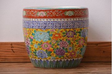 アンティーク雑貨　古民具・骨董　大正〜昭和初期　 十錦手火鉢 (手焙り)