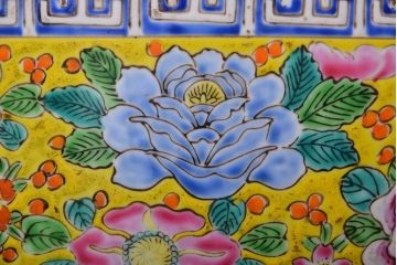 アンティーク雑貨　古民具・骨董　大正〜昭和初期　 十錦手火鉢 (手焙り)