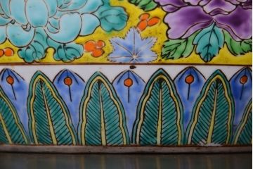 アンティーク雑貨　古民具・骨董　大正〜昭和初期　 十錦手火鉢 (手焙り)