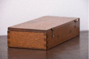 アンティーク雑貨　アンティーク　古い木製の小さな収納ケース