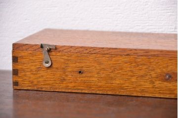 アンティーク雑貨　アンティーク　古い木製の小さな収納ケース