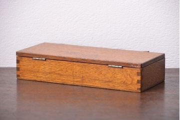 アンティーク雑貨　アンティーク　古い木製の小さな収納ケース