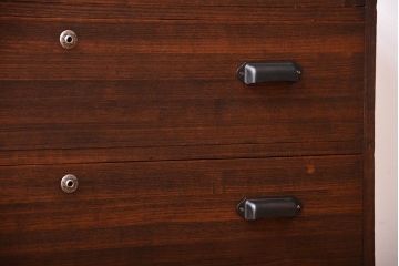 アンティーク家具　アンティーク　古い桐材の鉄脚付きローチェスト