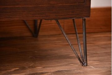 アンティーク家具　アンティーク　古い桐材の鉄脚付きローチェスト