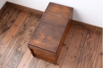 アンティーク雑貨　アンティーク　古い木製のナチュラルな収納箱