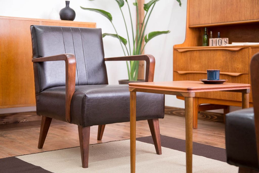 アンティーク家具　アンティーク　スタイリッシュでおしゃれな1人掛けアームソファ(1)