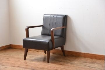 アンティーク家具　アンティーク　スタイリッシュでおしゃれな1人掛けアームソファ(1)