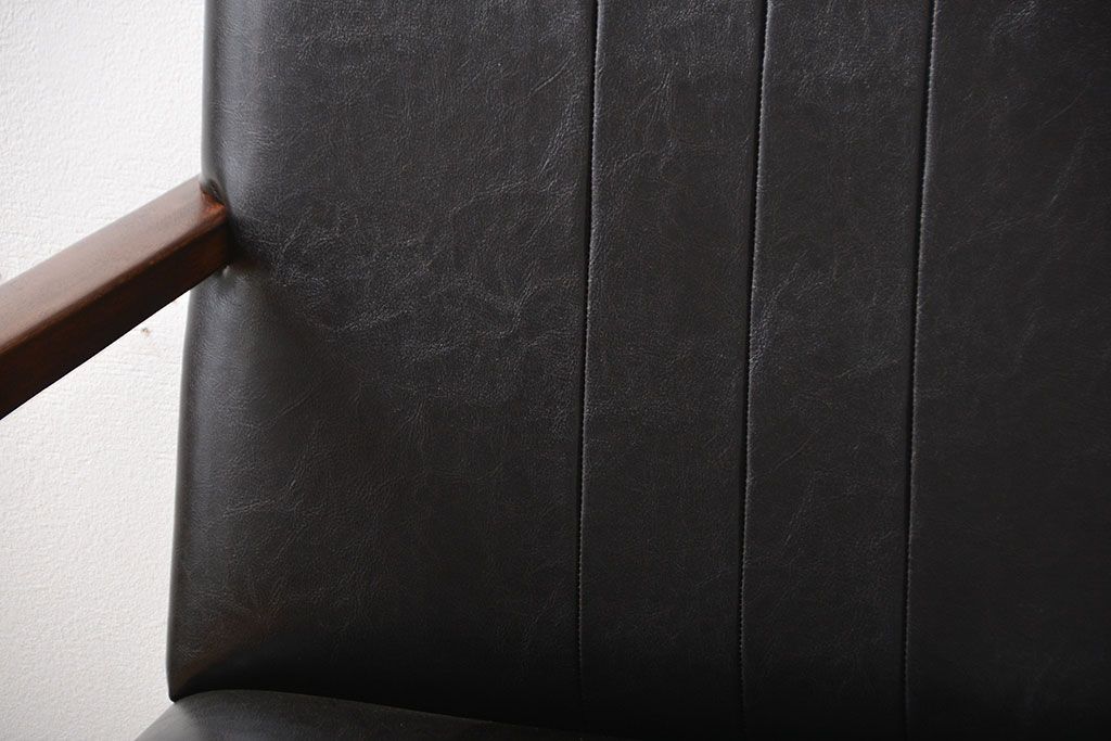 アンティーク家具　アンティーク　スタイリッシュでおしゃれな1人掛けアームソファ(1)