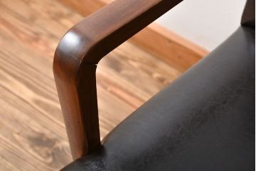 アンティーク家具　アンティーク　スタイリッシュでおしゃれな1人掛けアームソファ(1)