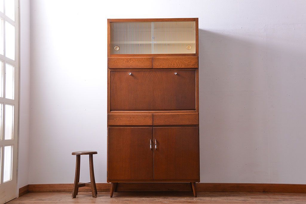 アンティーク家具　ミッドセンチュリースタイル　remploy社　キッチンキャビネット