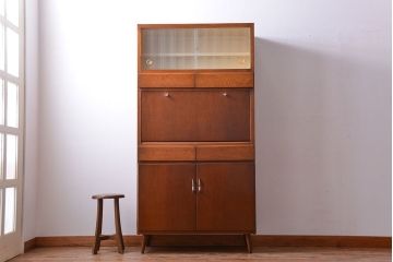 アンティーク家具　ミッドセンチュリースタイル　remploy社　キッチンキャビネット