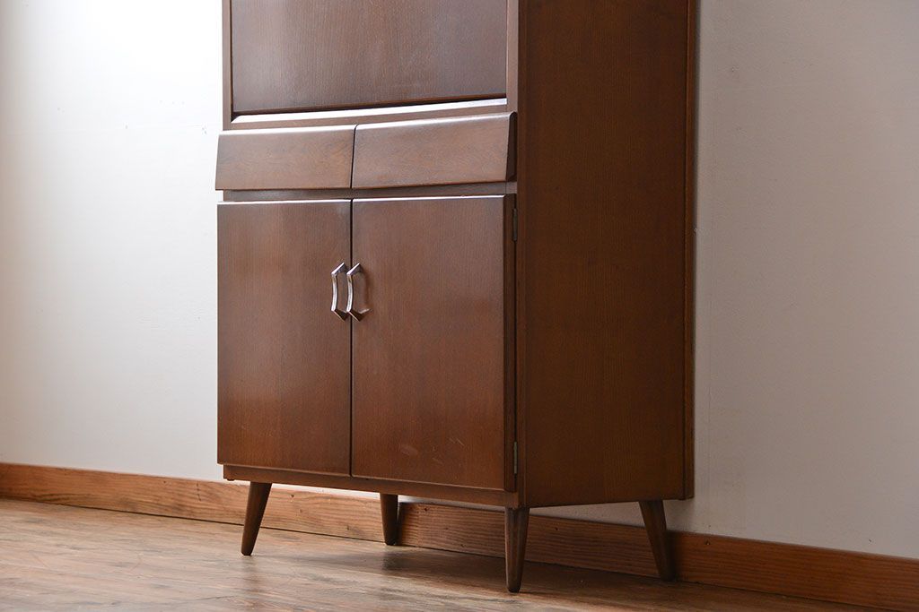 アンティーク家具　ミッドセンチュリースタイル　remploy社　キッチンキャビネット