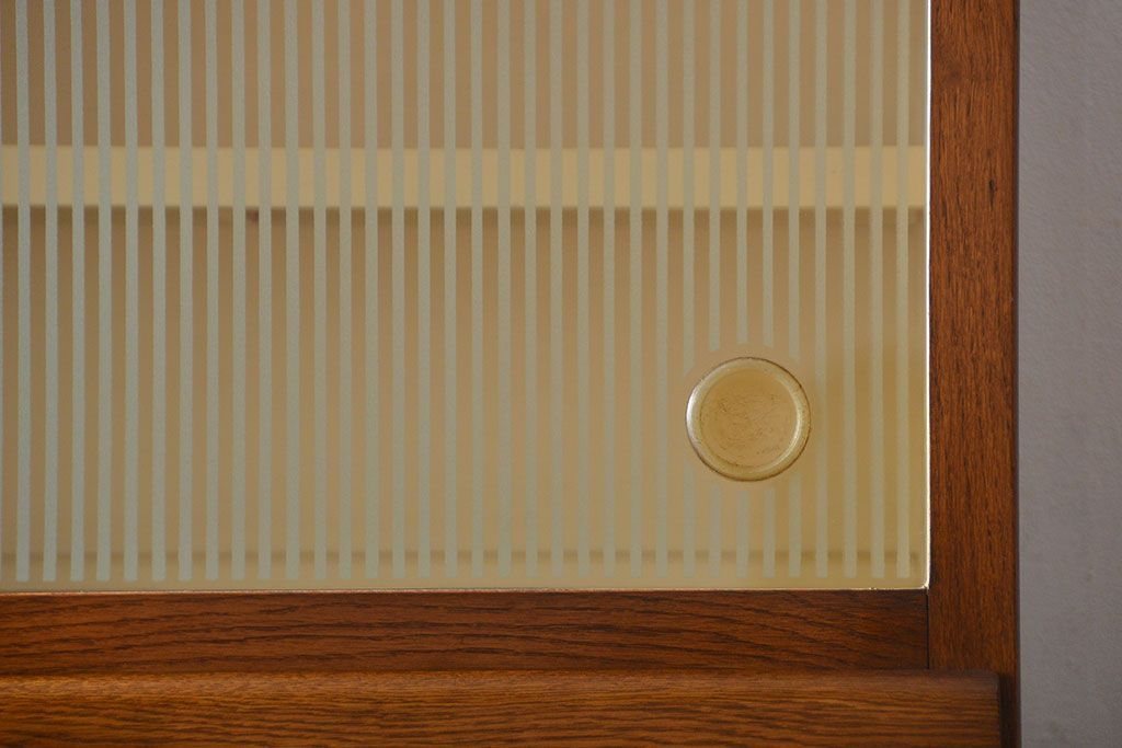 アンティーク家具　ミッドセンチュリースタイル　remploy社　キッチンキャビネット