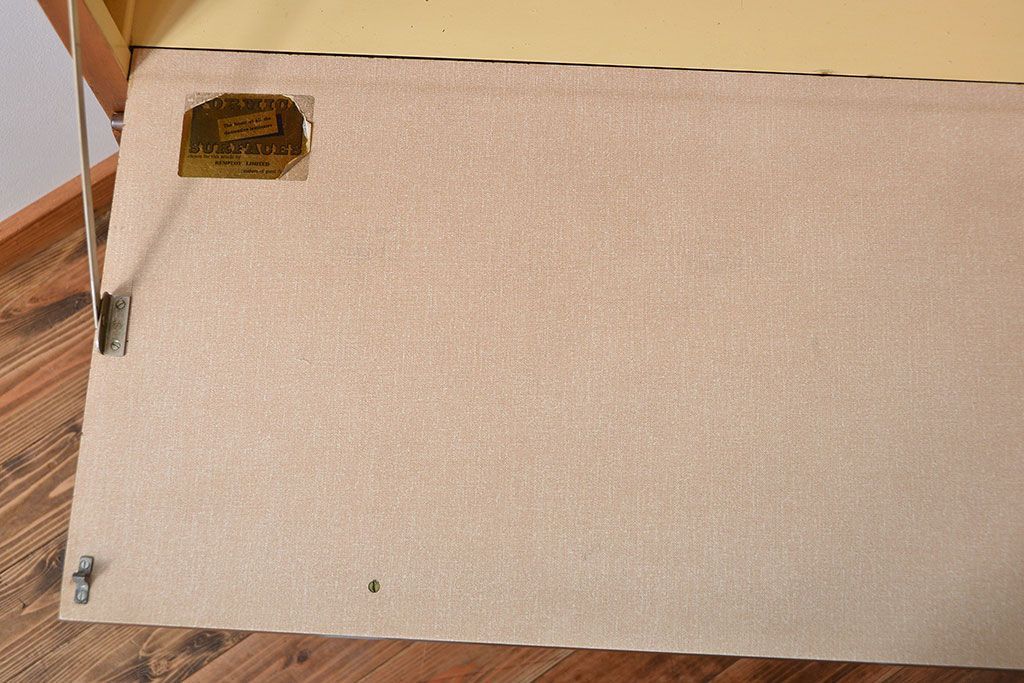 アンティーク家具　ミッドセンチュリースタイル　remploy社　キッチンキャビネット