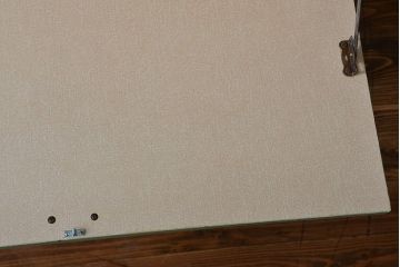 ヴィンテージ家具　イギリスビンテージ　メルヘンチックなかわいいキッチンキャビネット