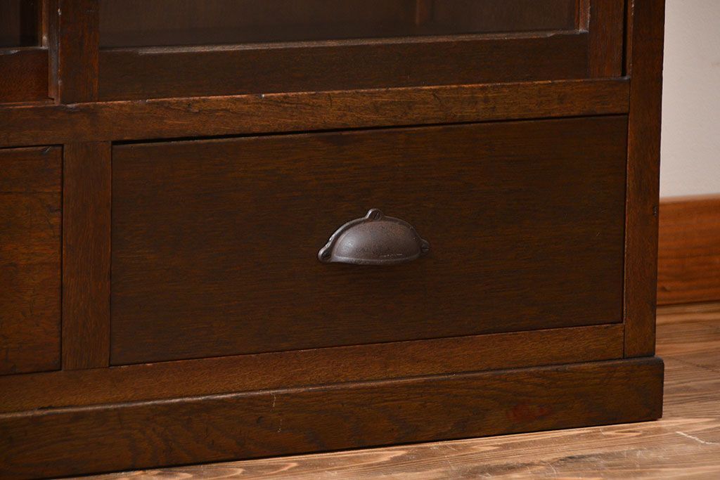 アンティーク家具　和製アンティーク　古い木製の重ね収納棚