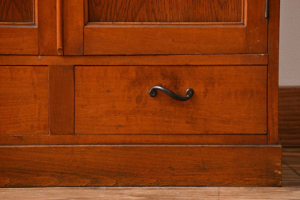 アンティーク家具　アンティーク　引き出し2杯付き小さな和風本箱