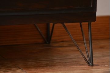 アンティーク家具　アンティーク　前面黒檀材!鉄脚付きローチェスト