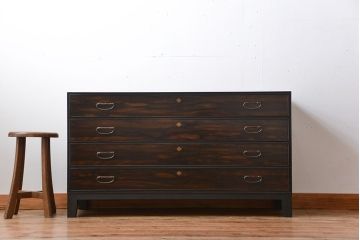 アンティーク家具　アンティーク　前面黒檀材!脚付きローチェスト