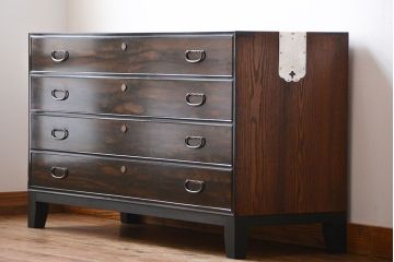 アンティーク家具　アンティーク　前面黒檀材!脚付きローチェスト