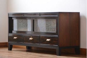 アンティーク家具　アンティーク　前面黒檀材!脚付きローボード
