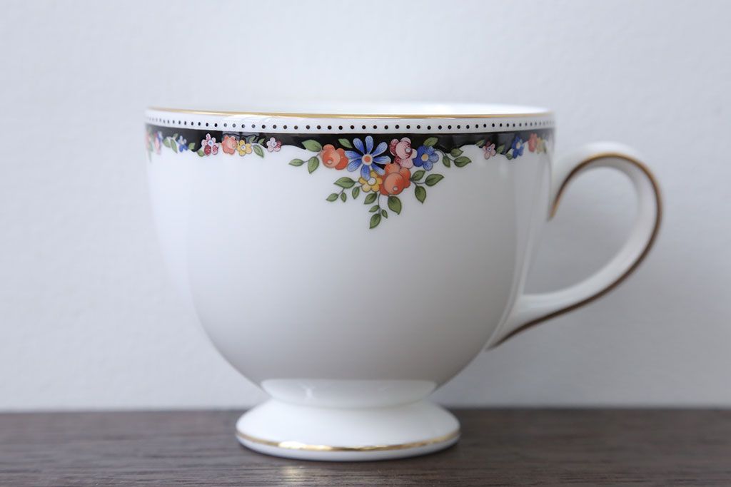 アンティーク雑貨　ウェッジウッド・オズボーンカップ&ソーサー5客セット・スウィートプラムプレート