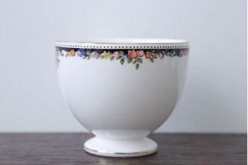 アンティーク雑貨　ウェッジウッド・オズボーンカップ&ソーサー5客セット・スウィートプラムプレート