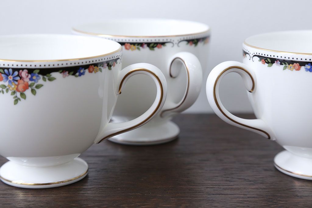 アンティーク雑貨　ウェッジウッド・オズボーンカップ&ソーサー5客セット・スウィートプラムプレート