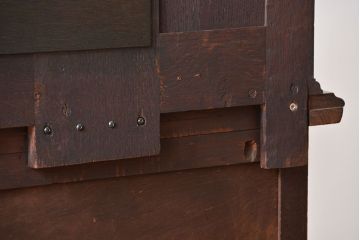アンティーク家具　イギリスアンティーク　高級感あふれるオーク材のミラー付きサイドボード