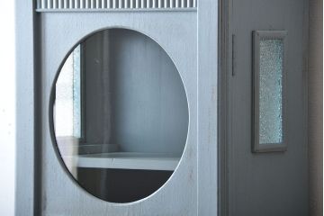 アンティーク家具　アンティークペイント　大きな古いホールクロック収納棚