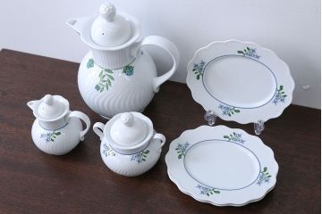 アンティーク雑貨　北欧　DANSK(ダンスク)ティーポット・シュガー・クリーマー・プレートセット