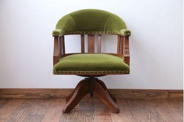 レトロ家具　アンティーク　レトロでおしゃれな古いナラ材の回転椅子