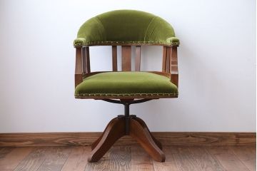 レトロ家具　アンティーク　レトロでおしゃれな古いナラ材の回転椅子