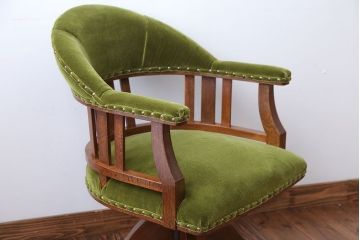 レトロ家具　アンティーク　レトロでおしゃれな古いナラ材の回転椅子