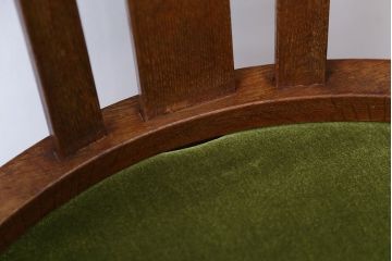 レトロ家具　アンティーク　レトロでおしゃれな古いナラ材の回転椅子