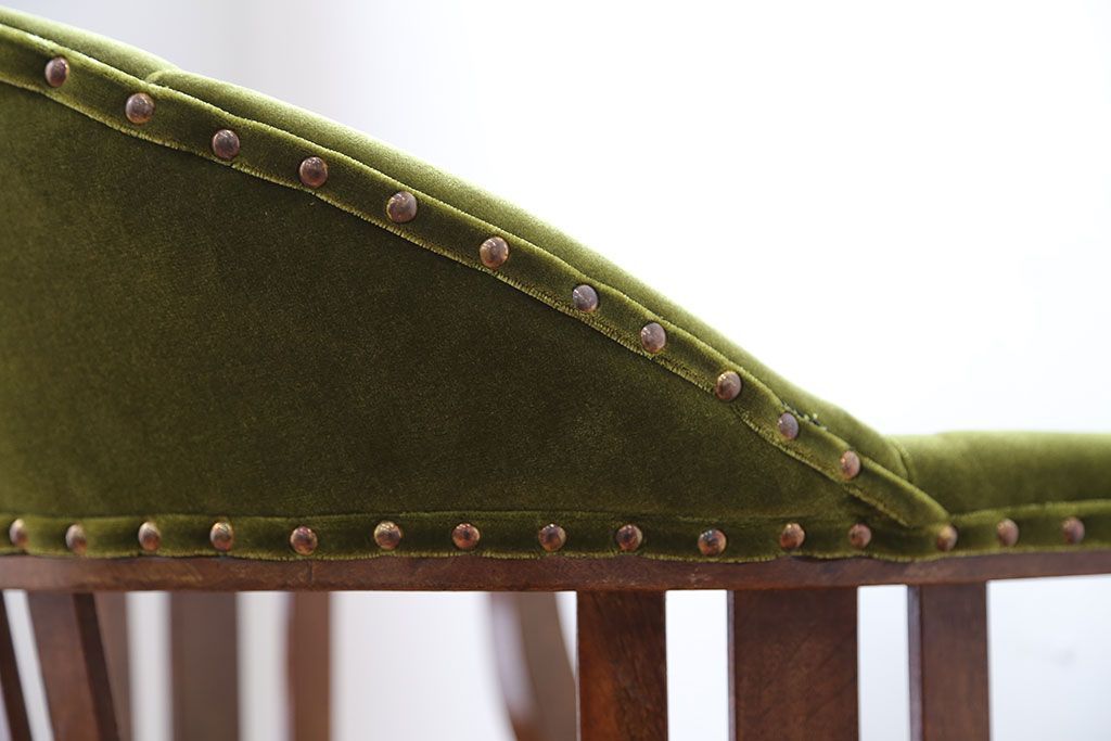 レトロ家具　アンティーク　レトロでおしゃれな古いナラ材の回転椅子