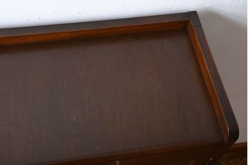 アンティーク家具　アンティーク　シンプルで小ぶりな古い木製の本箱