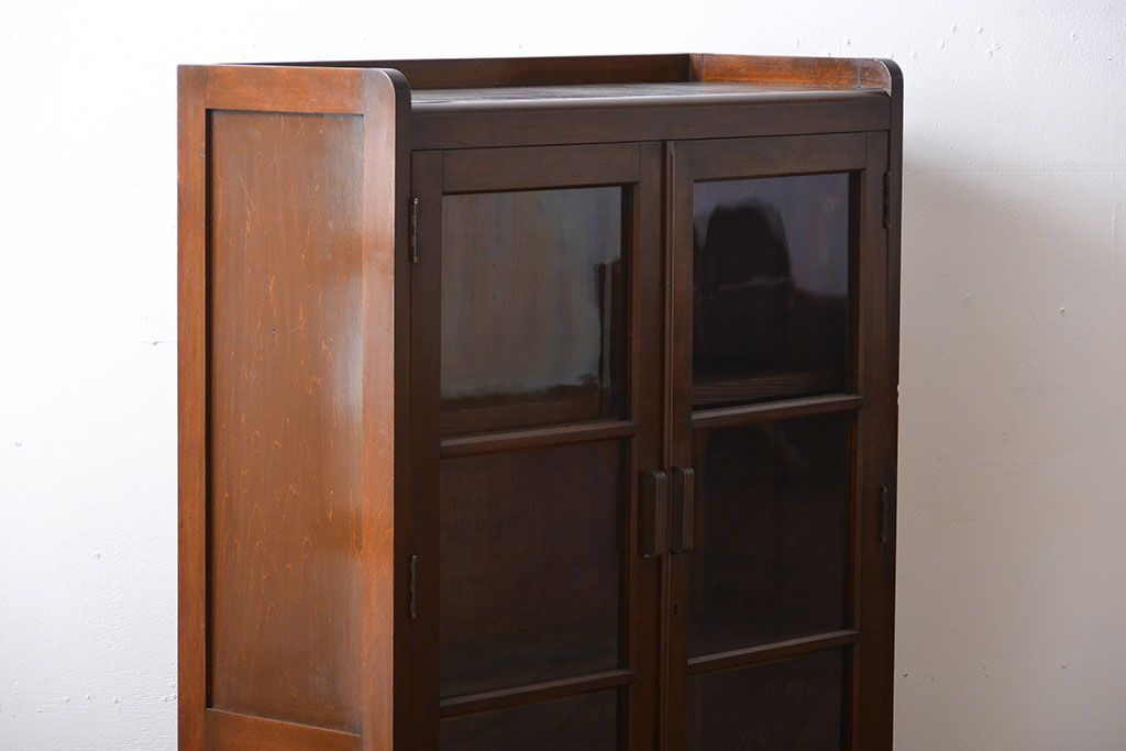 アンティーク家具　アンティーク　シンプルで小ぶりな古い木製の本箱