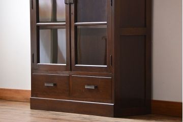 アンティーク家具　アンティーク　シンプルで小ぶりな古い木製の本箱