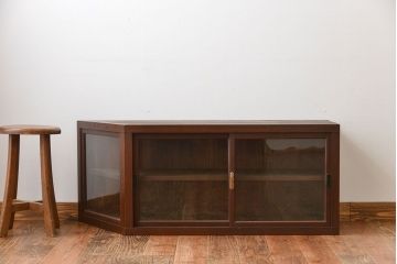 アンティーク家具　アンティーク　古い木製の変わり型引き戸収納棚