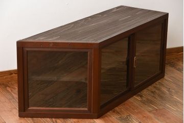 アンティーク家具　アンティーク　古い木製の変わり型引き戸収納棚